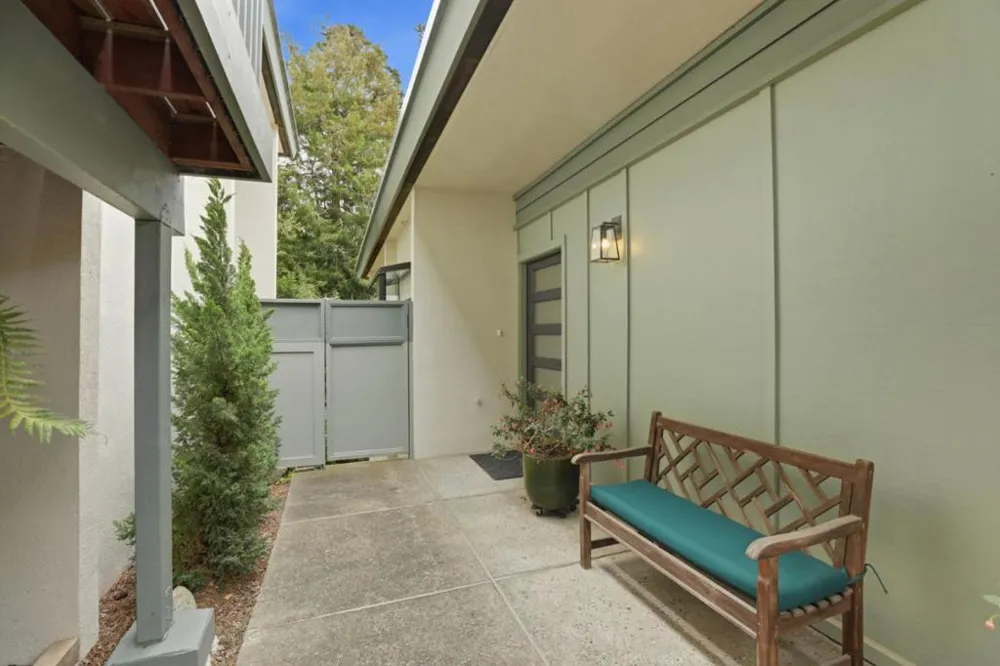 94 High Meadow Lane Carmel, CA 93923