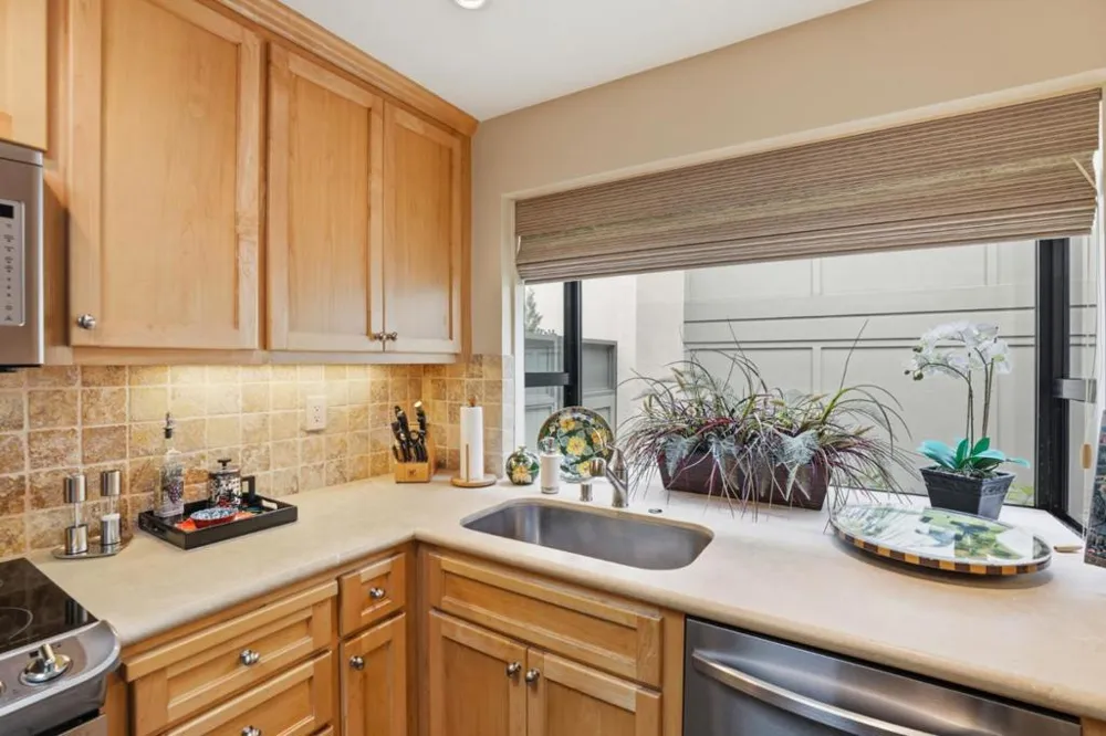 94 High Meadow Lane Carmel, CA 93923