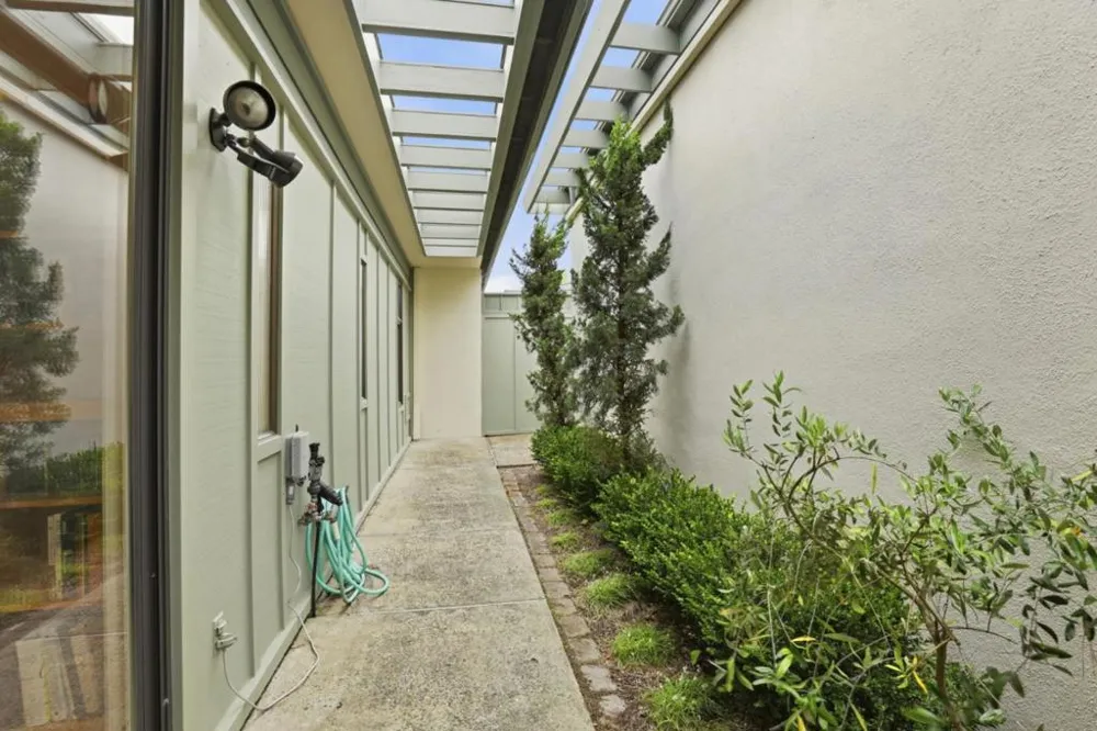 94 High Meadow Lane Carmel, CA 93923