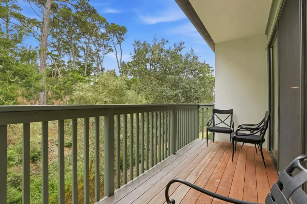 94 High Meadow Lane Carmel, CA 93923
