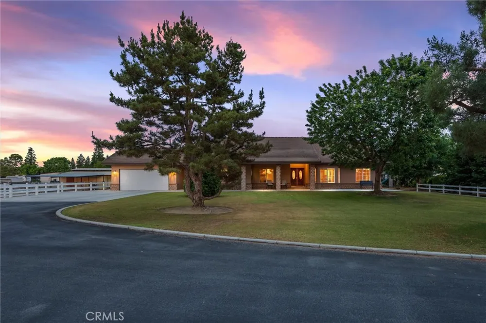 1328 Valov Lane Bakersfield, CA 93314