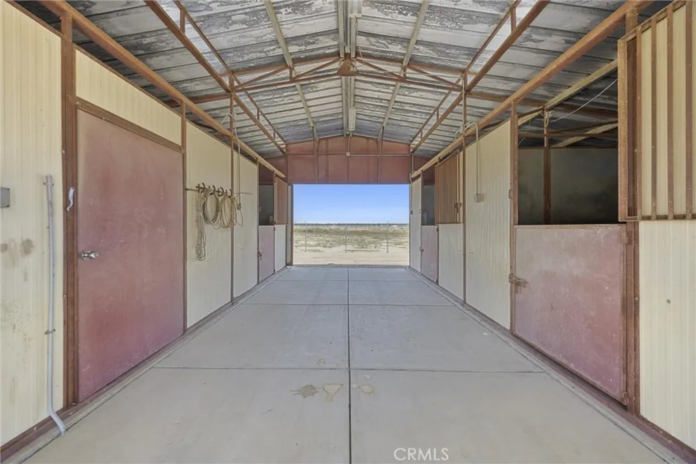 1328 Valov Lane Bakersfield, CA 93314
