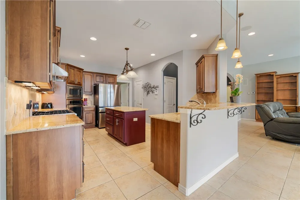 13825 Captains Row Corpus Christi, TX 78418