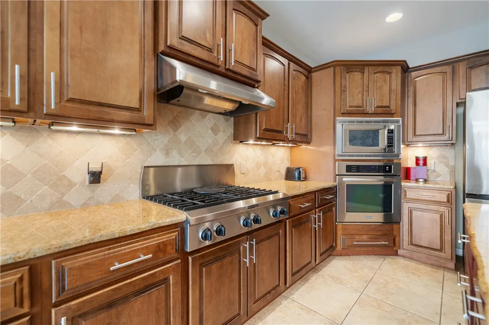 13825 Captains Row Corpus Christi, TX 78418