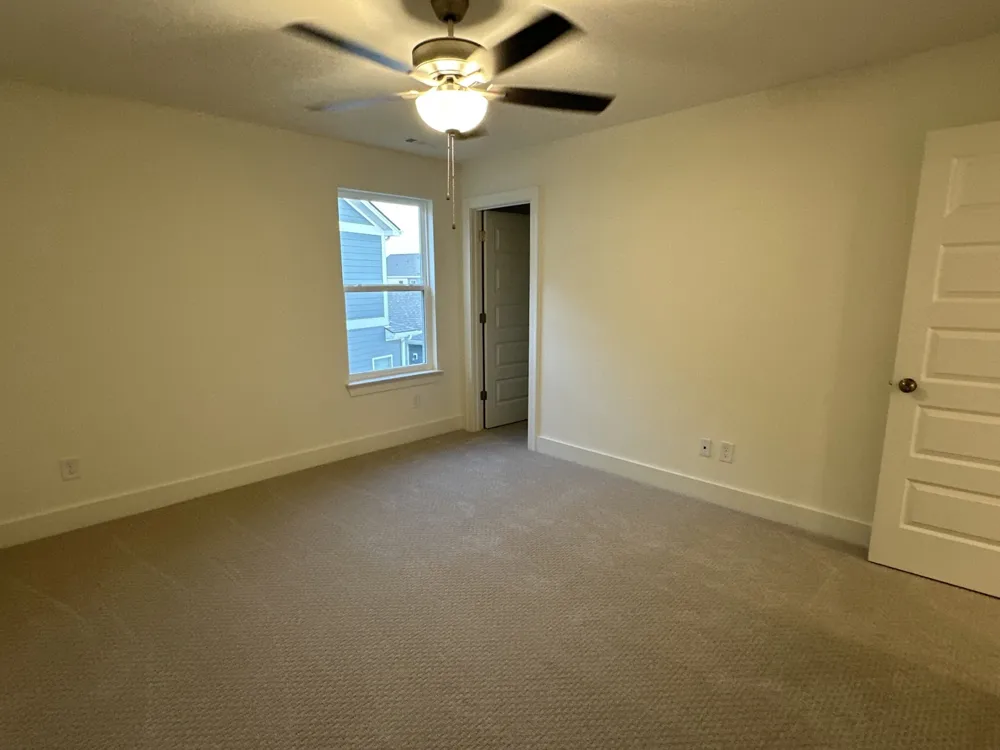 5049 Greentree Dr Smyrna, TN 37167