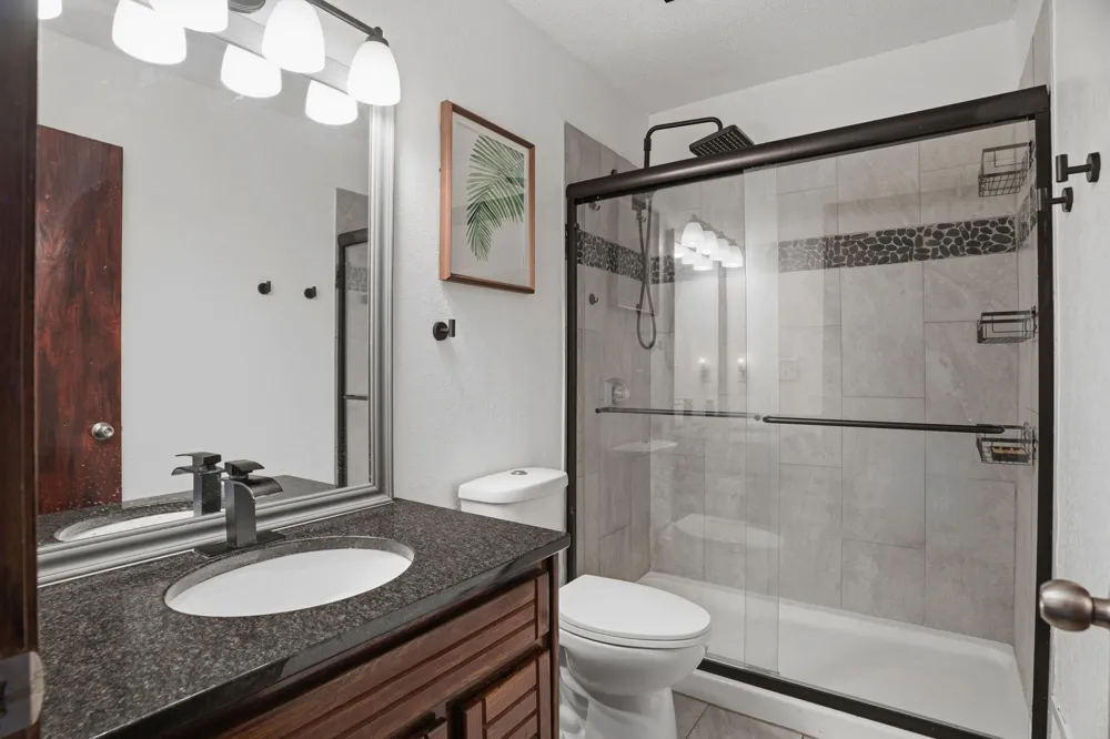 2455 Crestwood Drive North Saint Paul, MN 55109