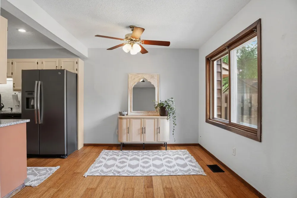 2455 Crestwood Drive North Saint Paul, MN 55109