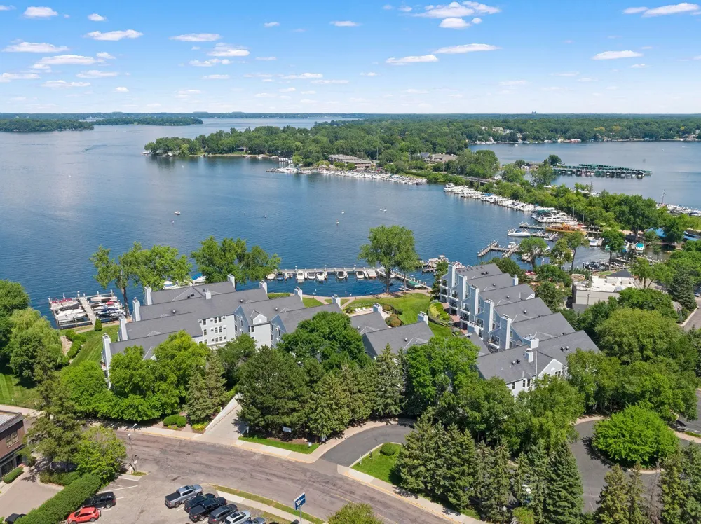 603 Lake Street #115 Excelsior, MN 55331