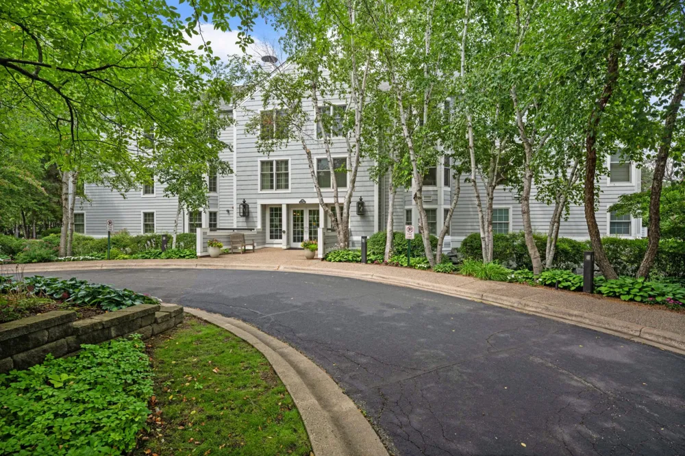 603 Lake Street #115 Excelsior, MN 55331