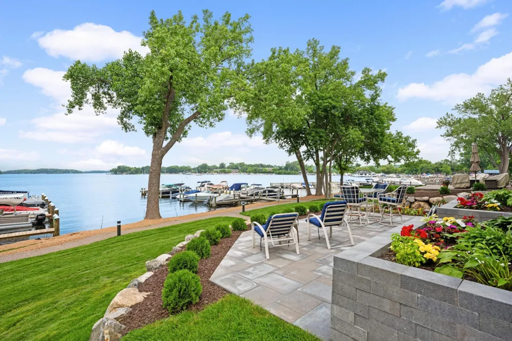 603 Lake Street #115 Excelsior, MN 55331
