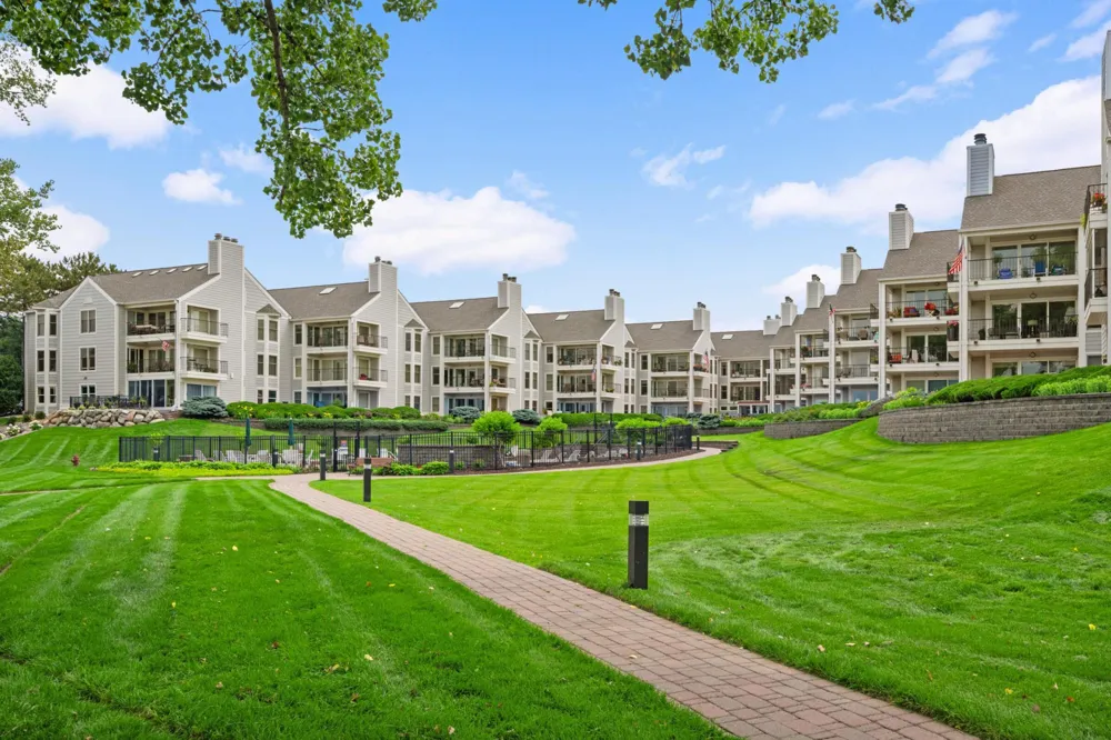 603 Lake Street #115 Excelsior, MN 55331