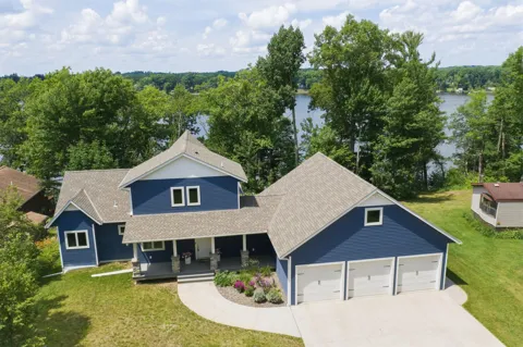 18465 Lake Lane