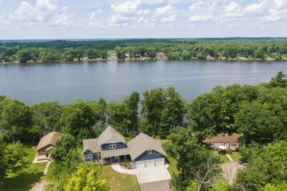 18465 Lake Lane Pine City, MN 55063