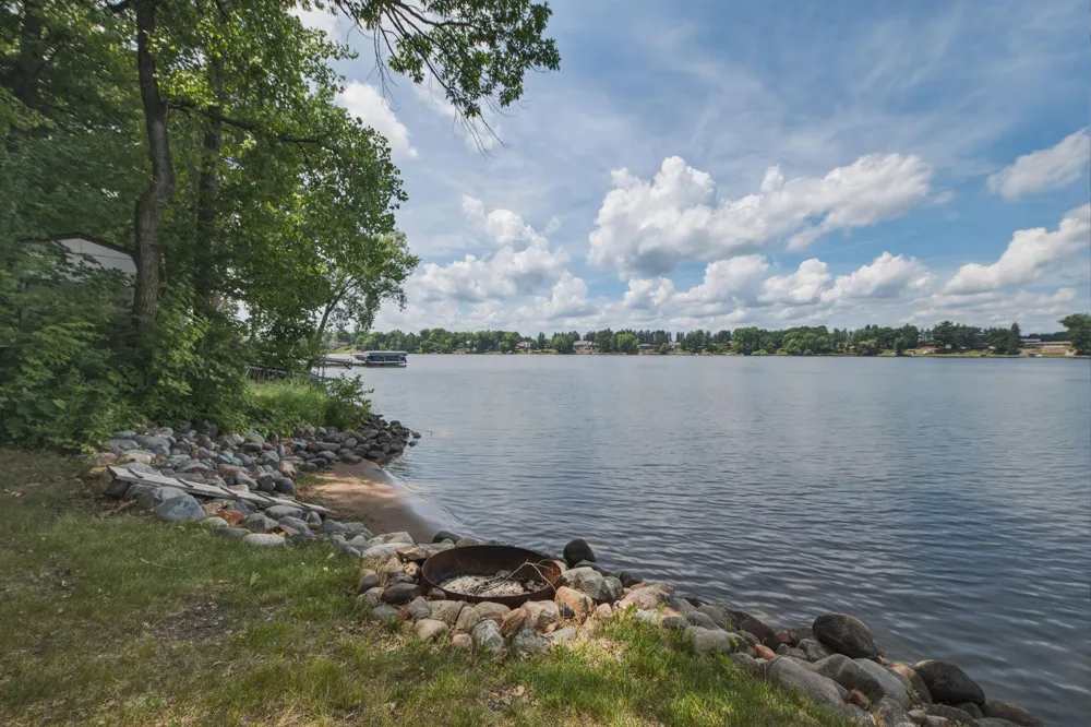 18465 Lake Lane Pine City, MN 55063