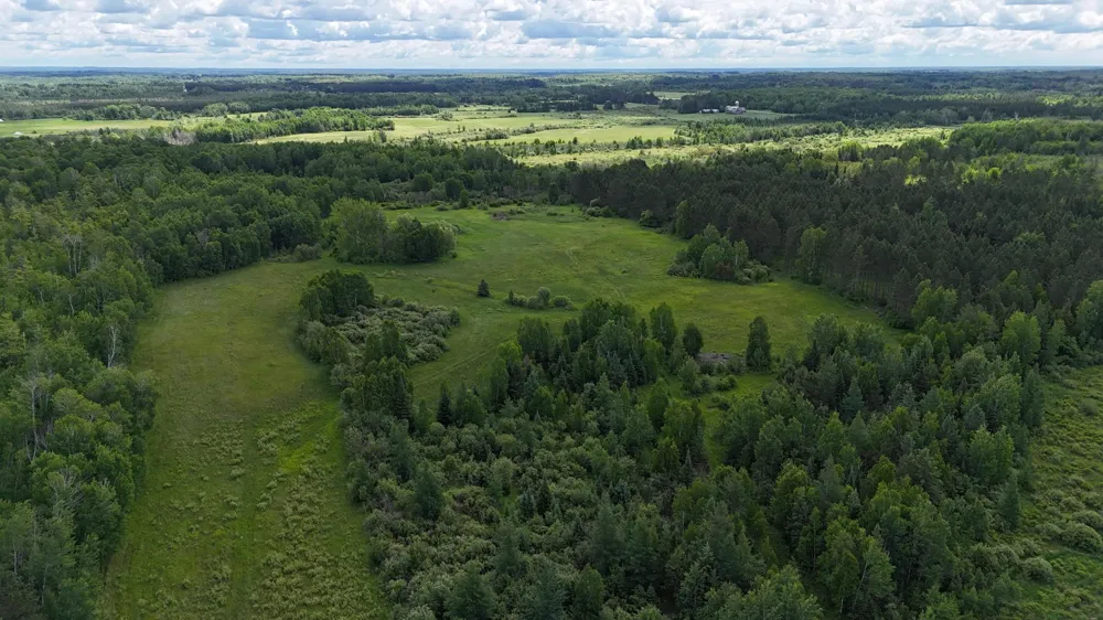 1414 Kalli Road Cromwell, MN 55726