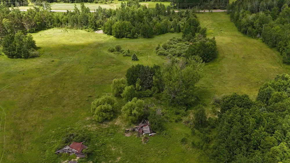 1414 Kalli Road Cromwell, MN 55726