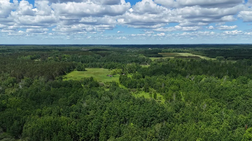 1414 Kalli Road Cromwell, MN 55726