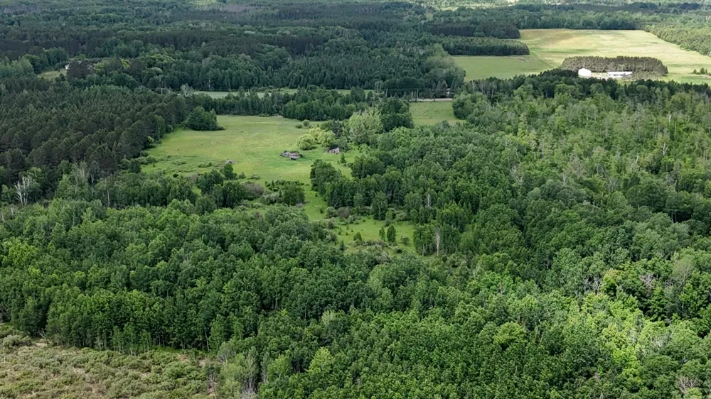 1414 Kalli Road Cromwell, MN 55726