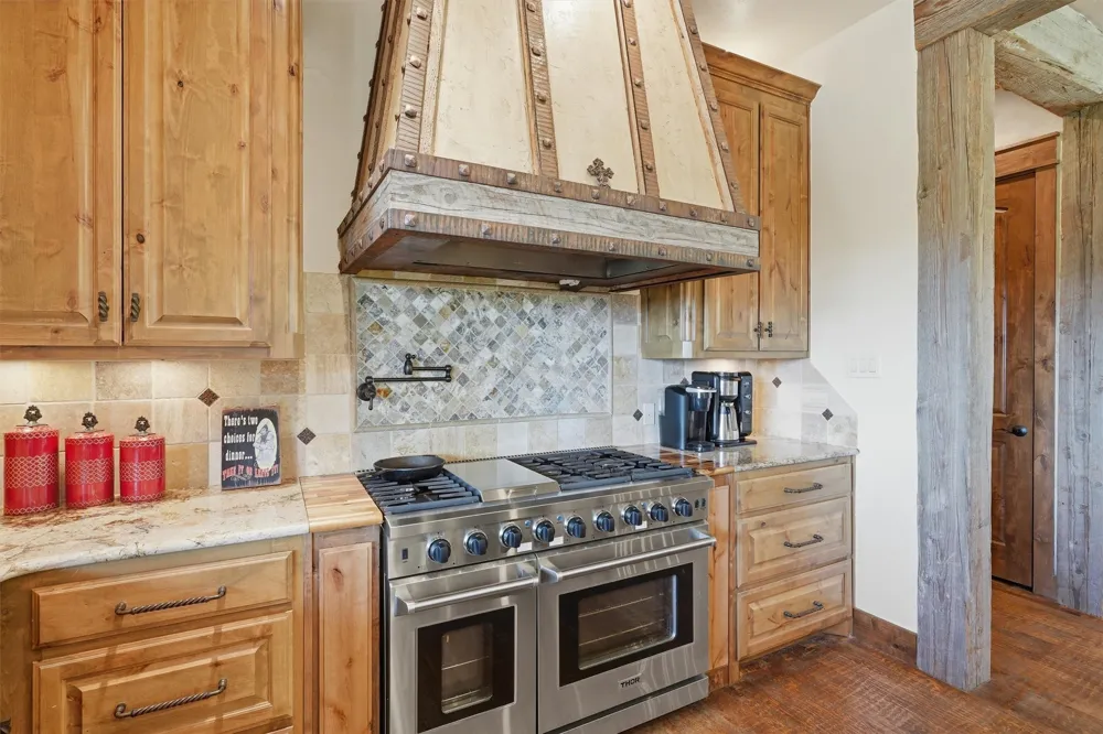 1046 Grandview Drive Graford, TX 76449