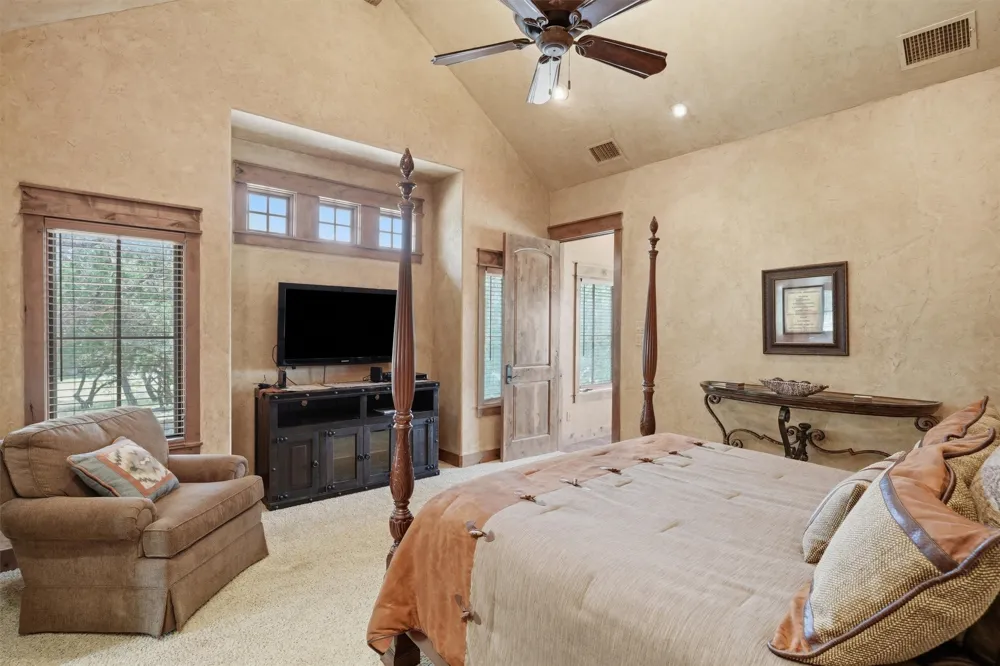 1046 Grandview Drive Graford, TX 76449
