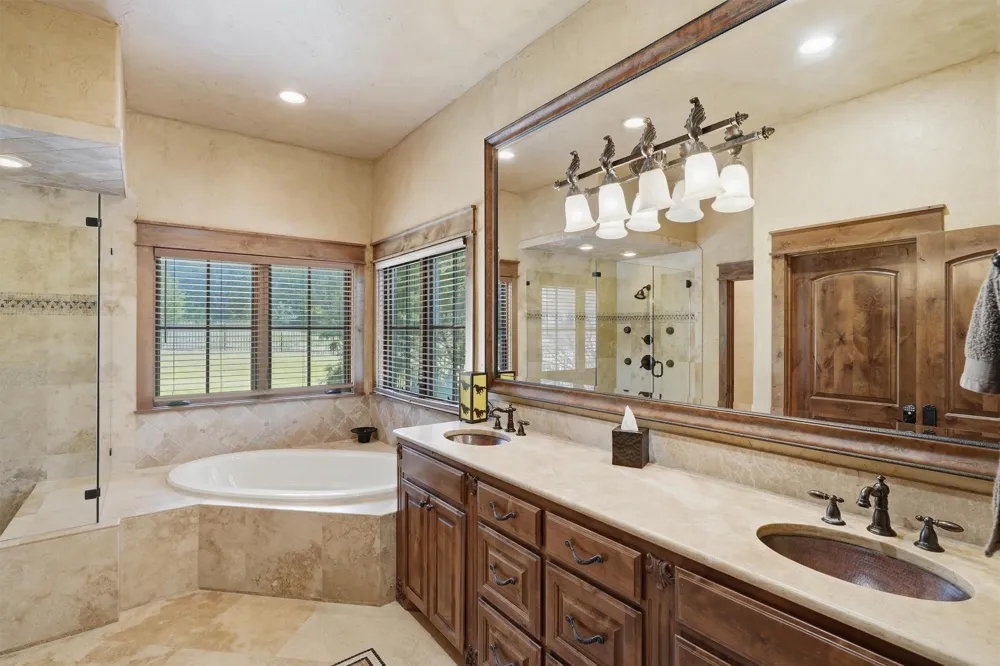 1046 Grandview Drive Graford, TX 76449