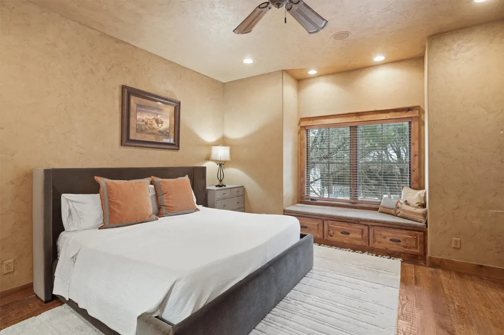 1046 Grandview Drive Graford, TX 76449
