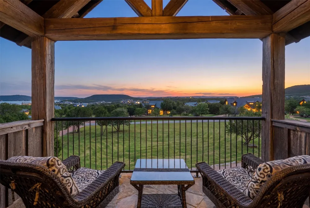 1046 Grandview Drive Graford, TX 76449