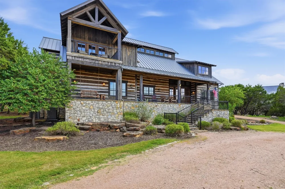 1046 Grandview Drive Graford, TX 76449