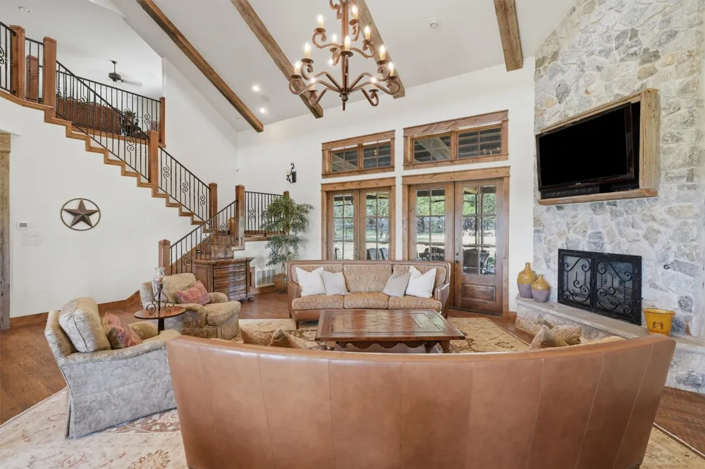 1046 Grandview Drive Graford, TX 76449
