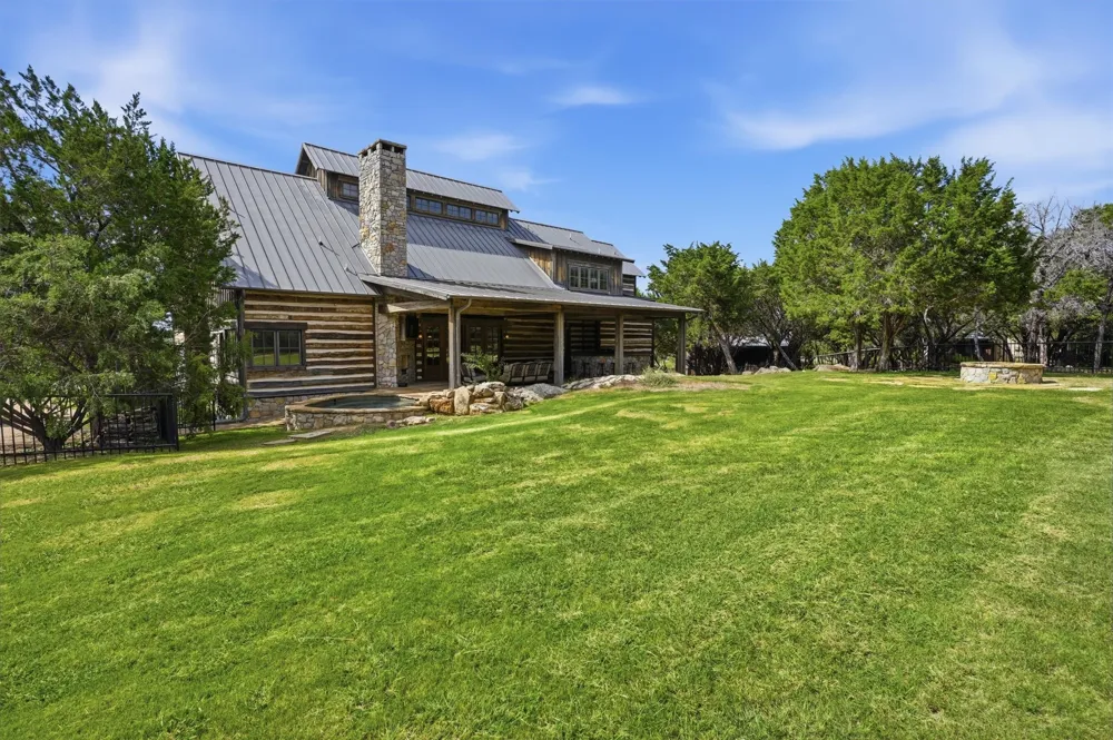 1046 Grandview Drive Graford, TX 76449
