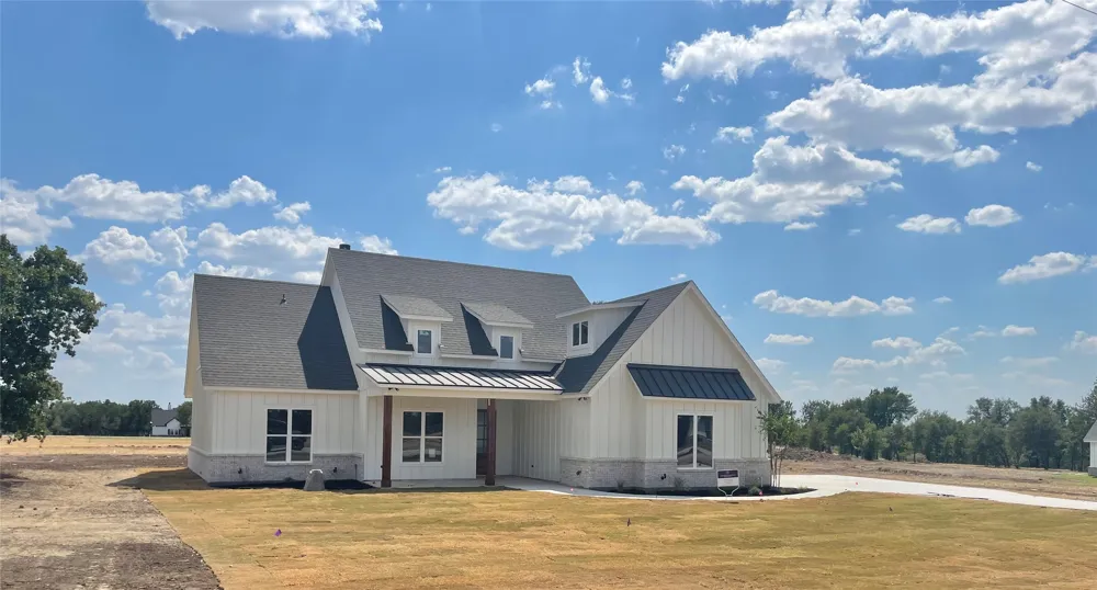 2004 Collin Street Weatherford, TX 76085