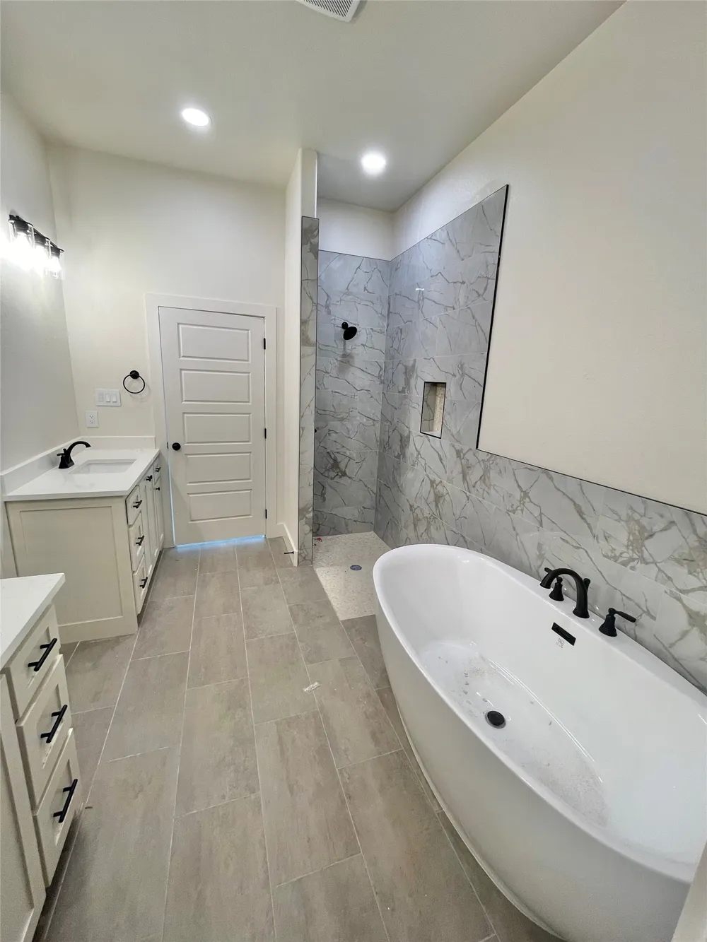 2004 Collin Street Weatherford, TX 76085