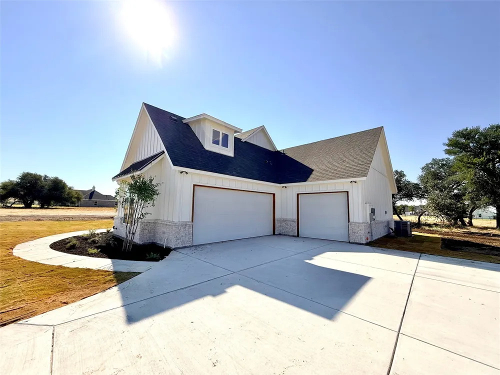 2004 Collin Street Weatherford, TX 76085