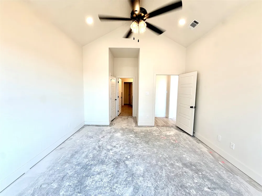 2004 Collin Street Weatherford, TX 76085