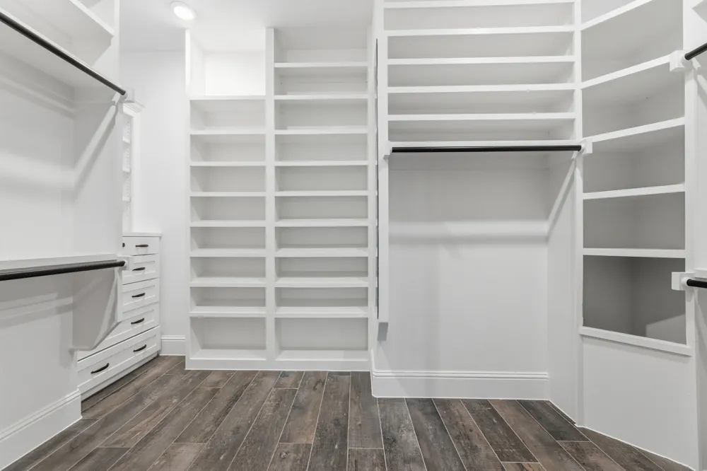 2712 Mount View Drive Farmers Branch, TX 75234