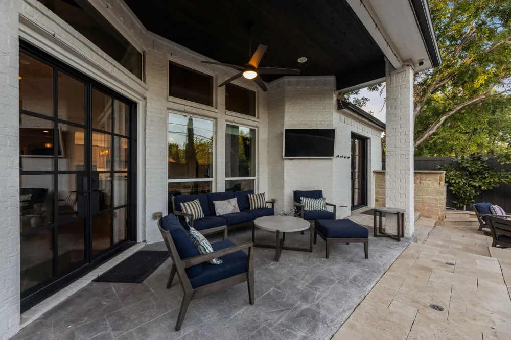 2712 Mount View Drive Farmers Branch, TX 75234