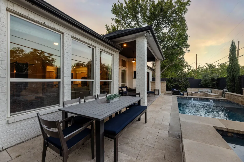 2712 Mount View Drive Farmers Branch, TX 75234