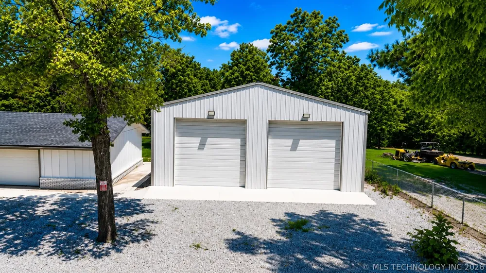 428773 E 1131 ROAD Porum, OK 74455