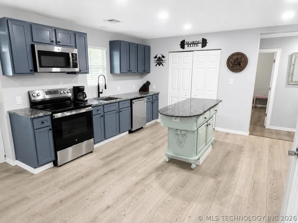 428773 E 1131 ROAD Porum, OK 74455