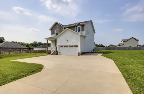 8415 Highway 25 E