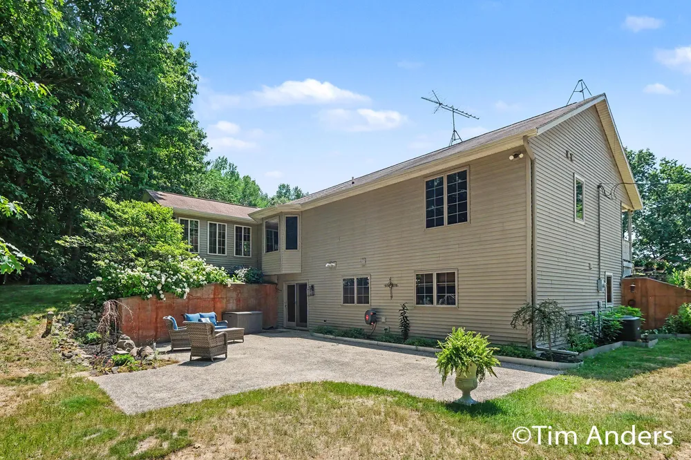 3455 Northkent Pine Drive Tyrone Township, MI 49330