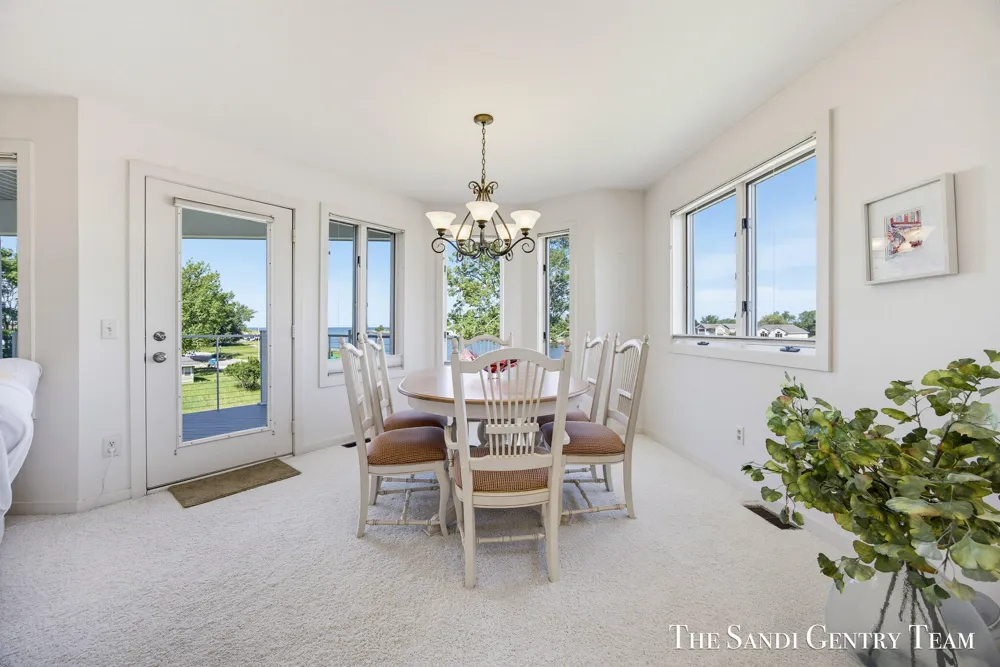 820 S Harbor Drive #5 Grand Haven City, MI 49417