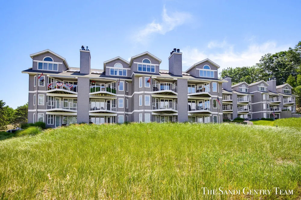 820 S Harbor Drive #5 Grand Haven City, MI 49417