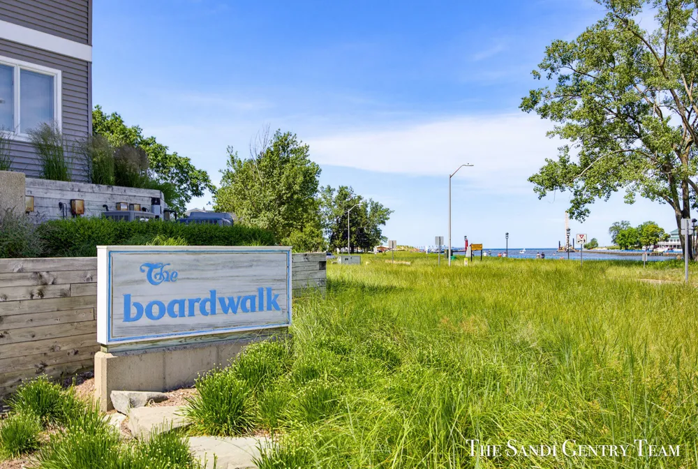 820 S Harbor Drive #5 Grand Haven City, MI 49417