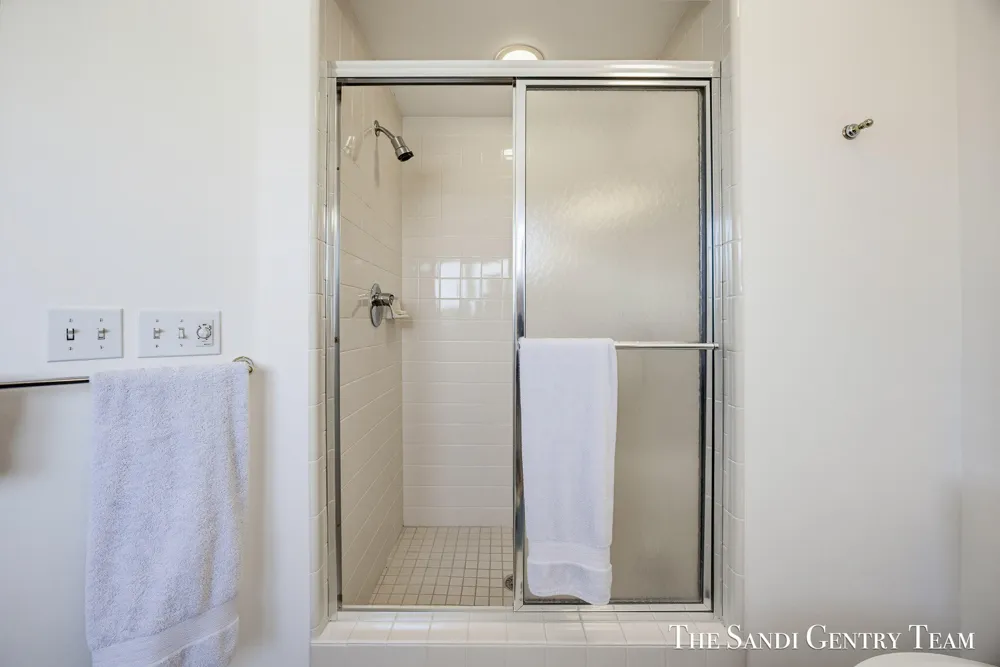 820 S Harbor Drive #5 Grand Haven City, MI 49417