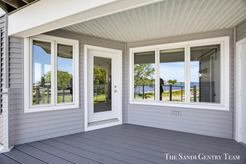 820 S Harbor Drive #5 Grand Haven City, MI 49417