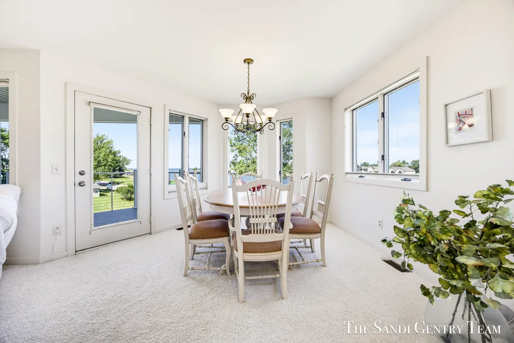820 S Harbor Drive #5 Grand Haven City, MI 49417