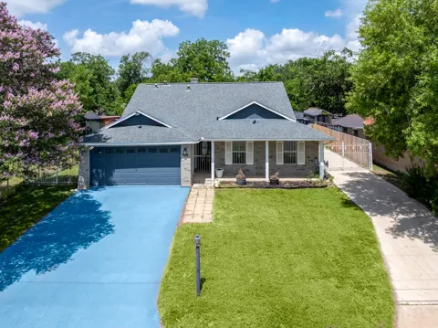 4007 Meadowlark Avenue
