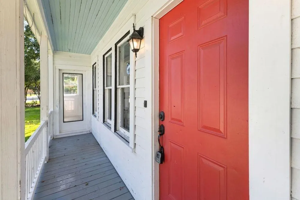 1005 W Orange Orange, TX 77630