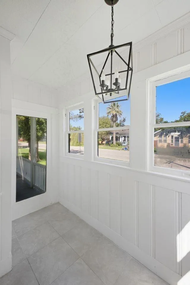 1005 W Orange Orange, TX 77630